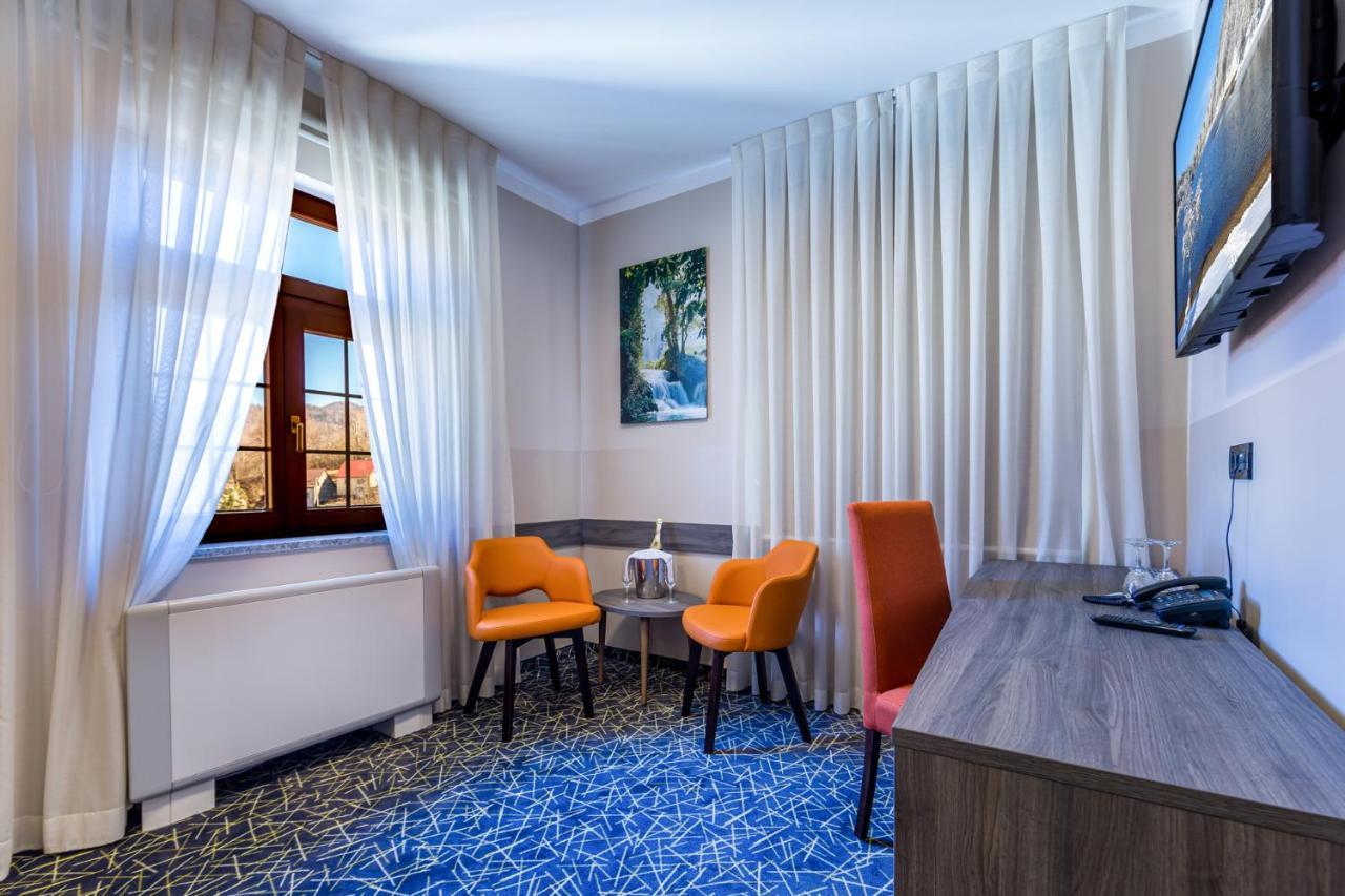 Hotel Bitoraj Fuzine Exterior photo