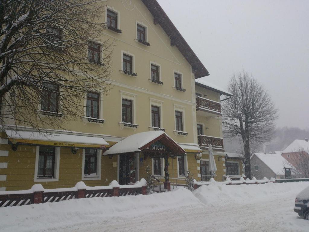 Hotel Bitoraj Fuzine Exterior photo